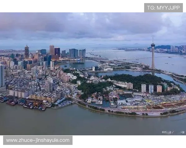 澳门海岛娱乐场为您提供多样化的海岛娱乐项目，满足不同游客的休闲娱乐需求